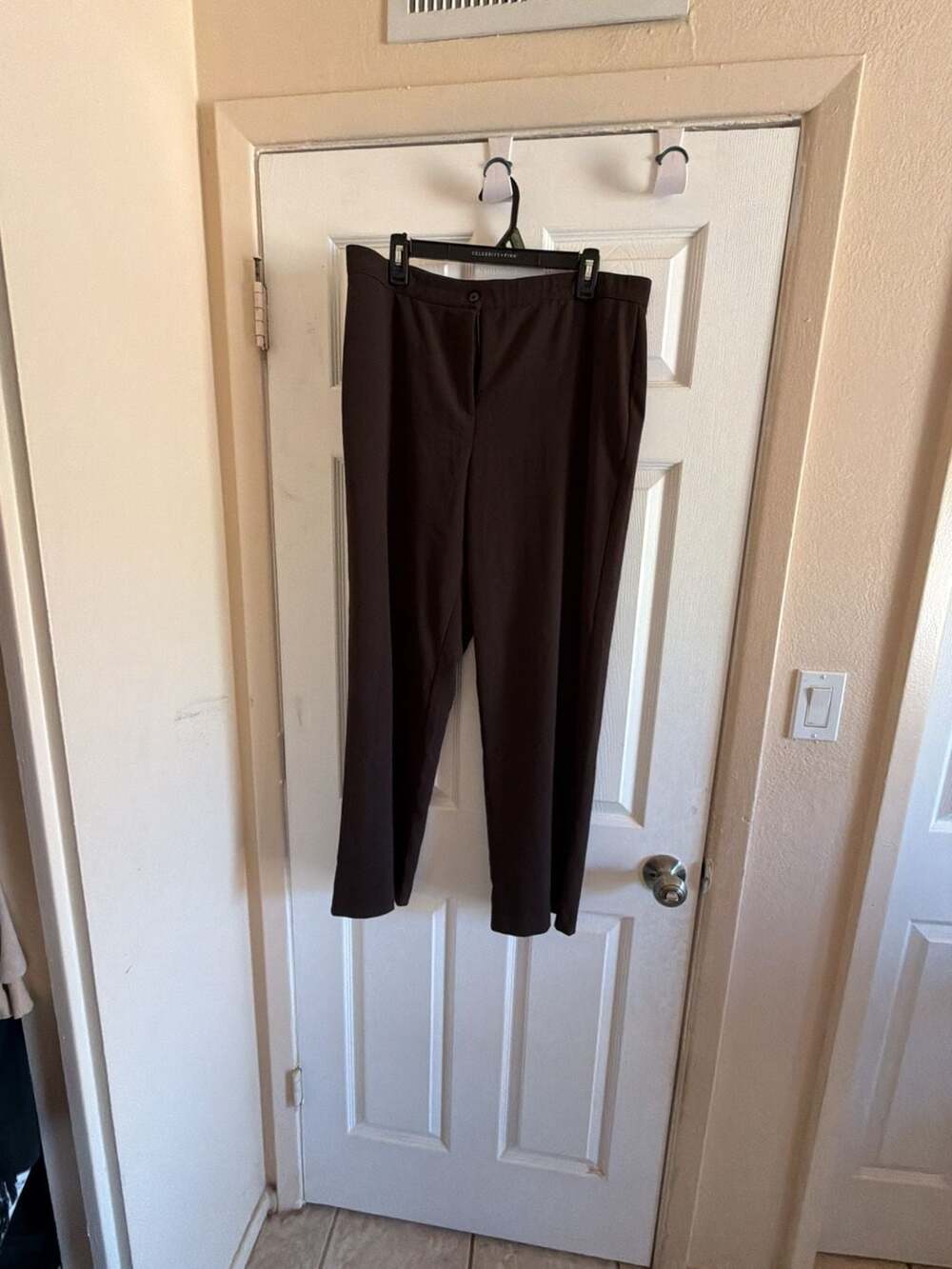 Briggs New York Women's Brown Stretch Dress Pants